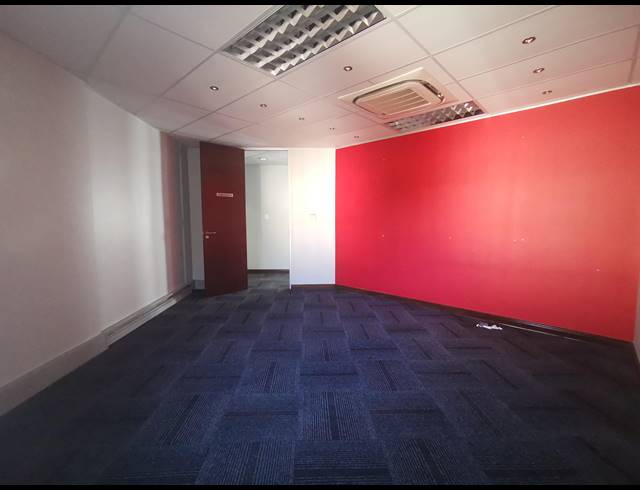 363M² OFFICE FOR SALE IN TYGER VALLEY